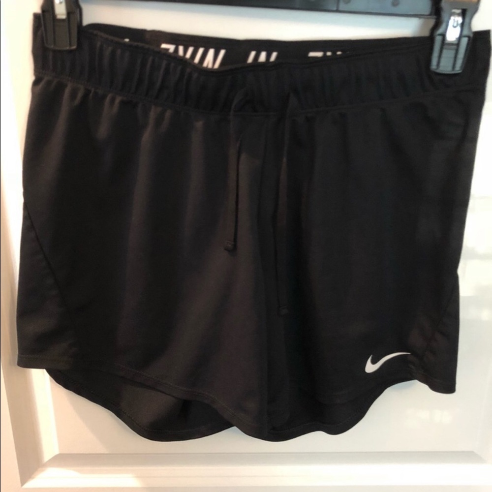 NWOT Nike workout shorts